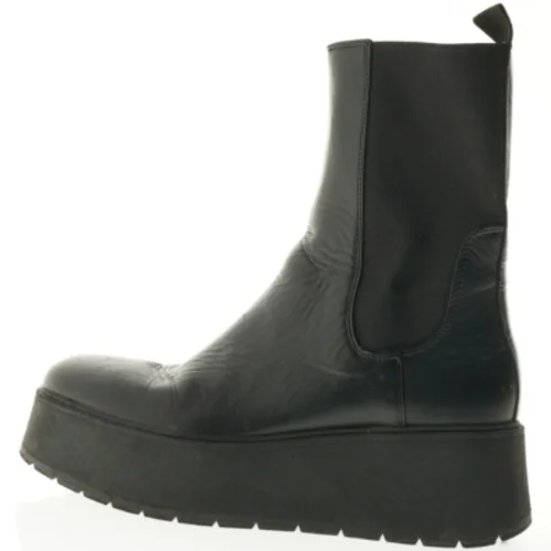 Sorte chelsea støvler fra Zara (str. 39)