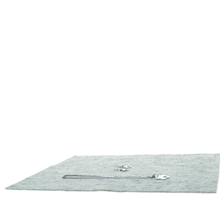 Halskæde og øreringe (str. 25 cm)