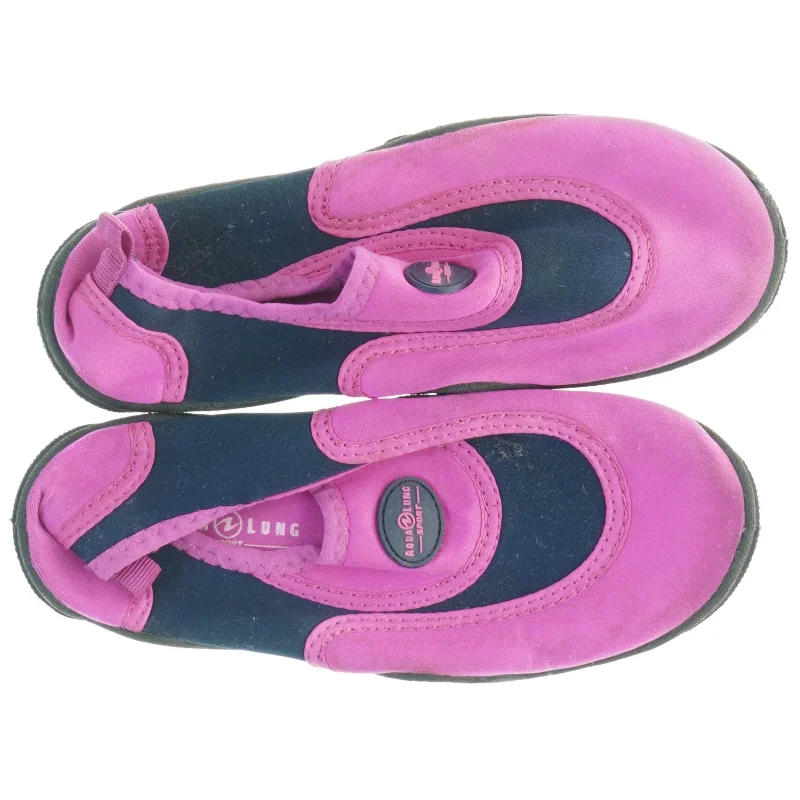 Brugte børne neoprensvømmesko fra Aqua Lung (str. 32)