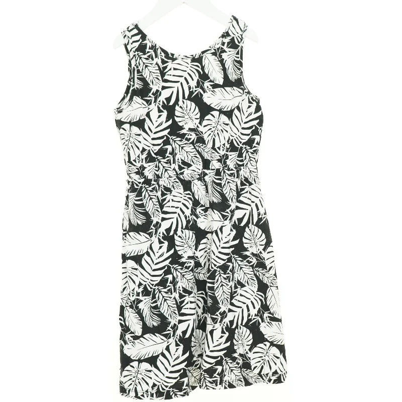 Kjole fra Pepperts (str. 140 cm)