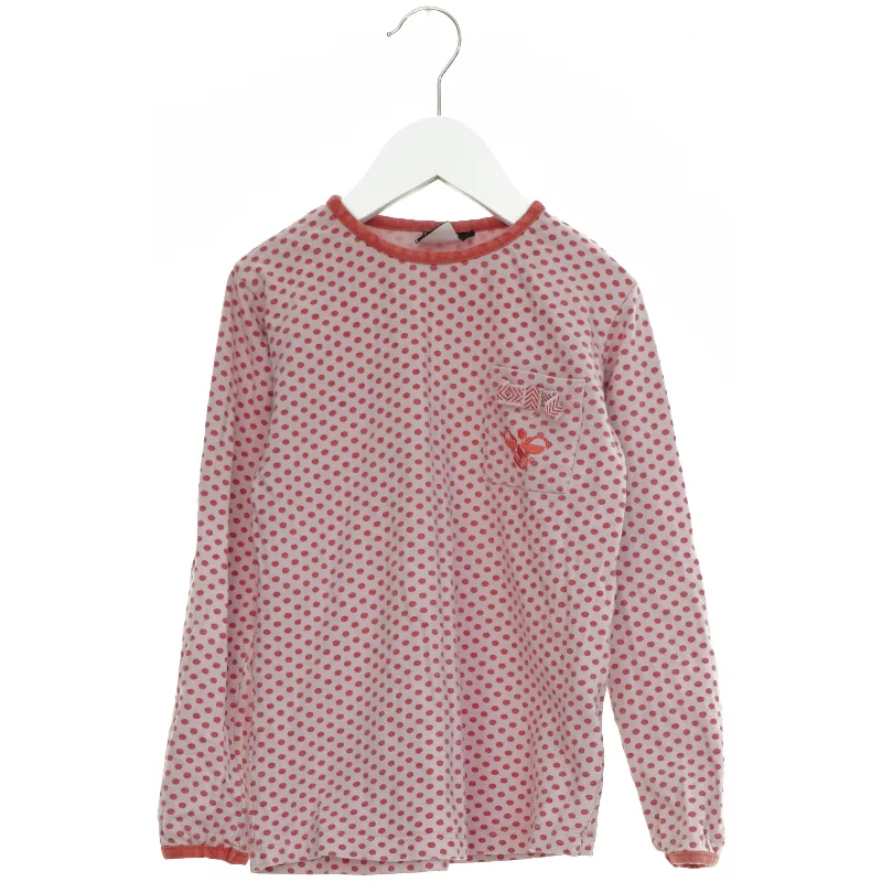 Bluse fra Hummel (str. 128 cm)