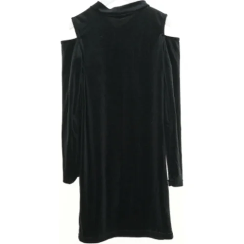 Kjole fra D-XEL (str. 140 cm)