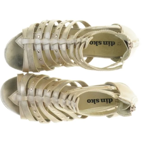 Guld gladiatorsandaler fra Din Sko (str. 32)