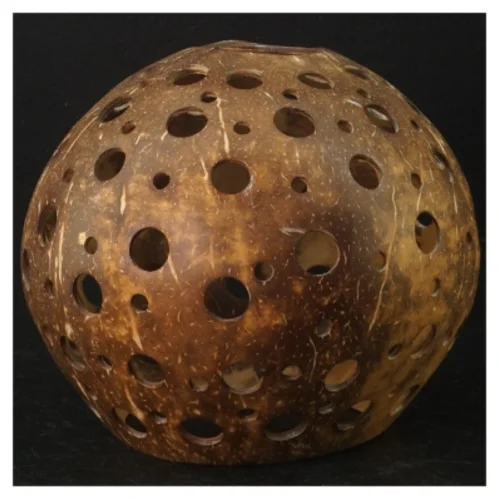 Dekorativ kokosnødde-lampe (str. Ø. 10 cm. og ø, 5 cm)
