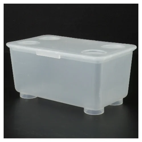 Plastikkasse med låg fra IKEA (str. 17x11x8 cm)