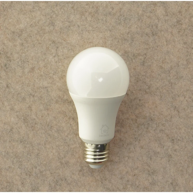 Lyspærer fra Deltaco (str. 11 x 6 cm)