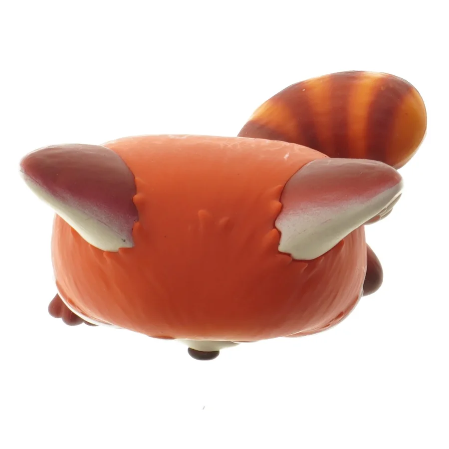 Rød panda figur fra Disney (str. 15,5x11,5 cm)