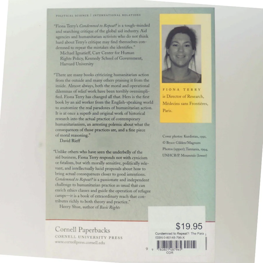 Condemned to repeat? : the paradox of humanitarian action (Bog)