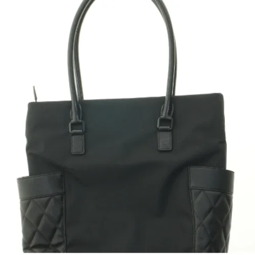 Sort skuldertaske fra Charles & Keith (str. 41x36 cm)