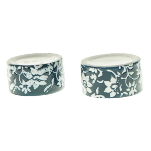 2 små fyrfadslysestager 2 stk. (str. 4 X 6cm)