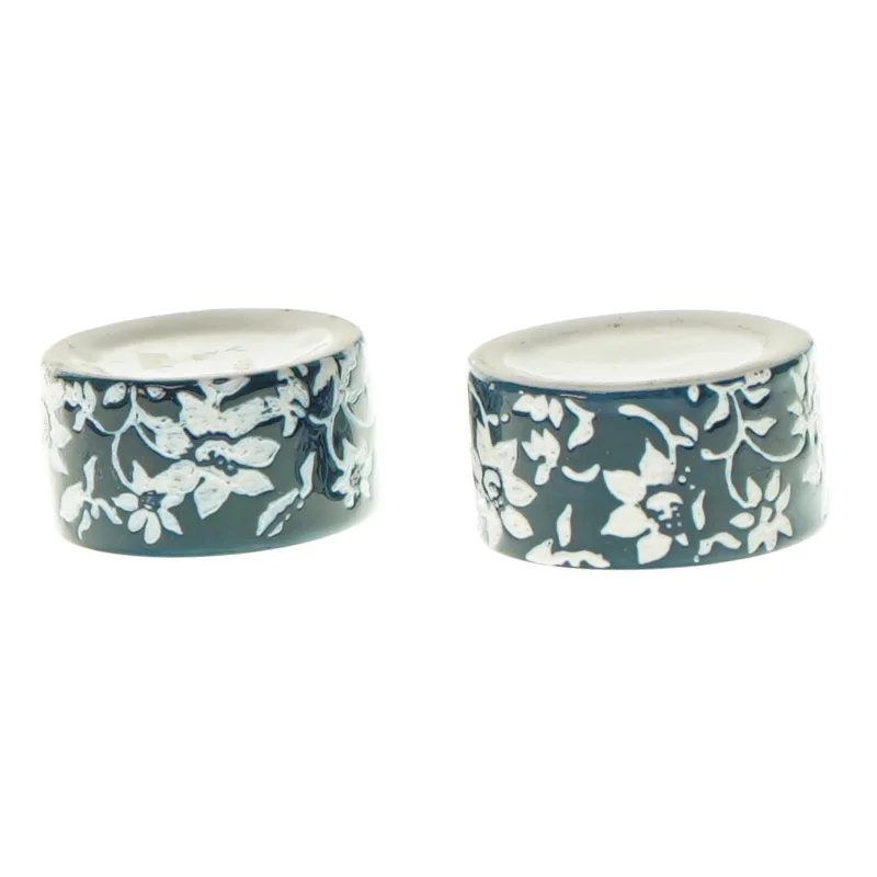 2 små fyrfadslysestager 2 stk. (str. 4 X 6cm)