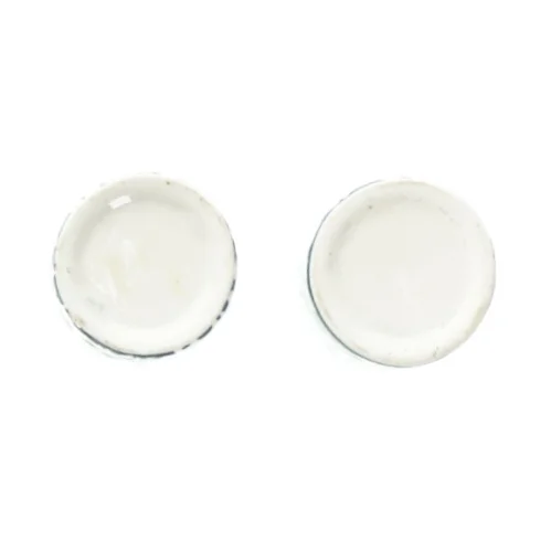 2 små fyrfadslysestager 2 stk. (str. 4 X 6cm)