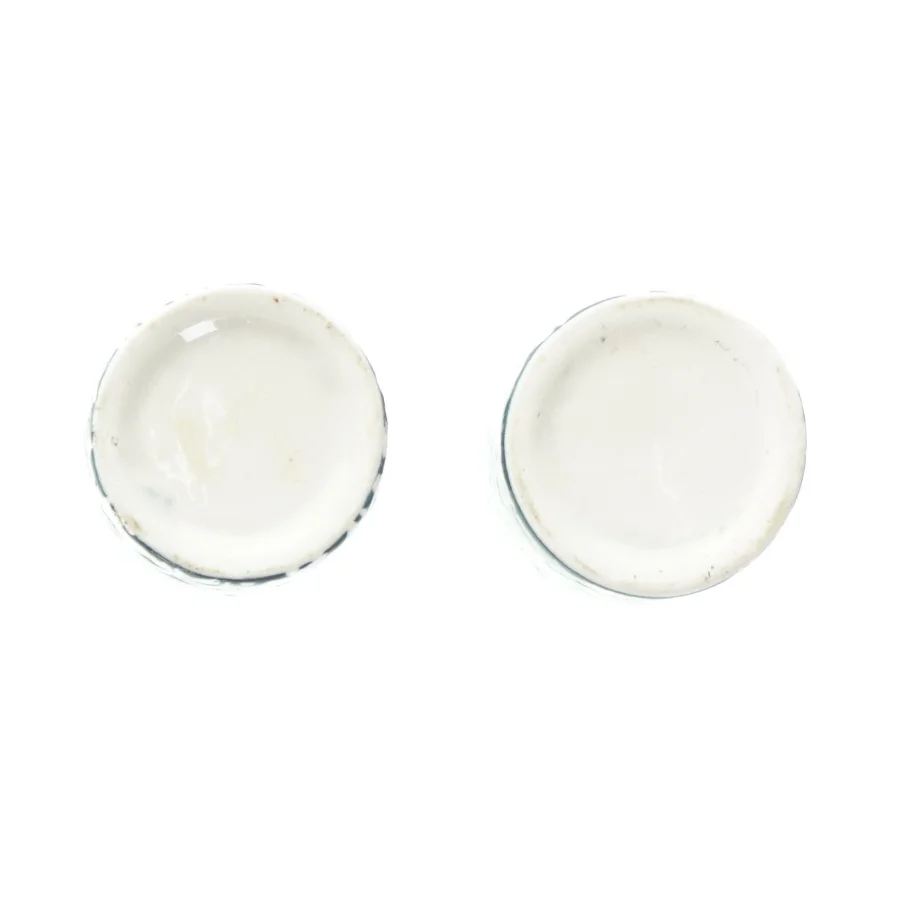 2 små fyrfadslysestager 2 stk. (str. 4 X 6cm)