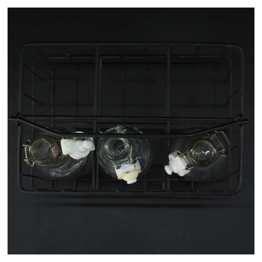 Glasflasker med metalstativ (str. 24x16 cm)