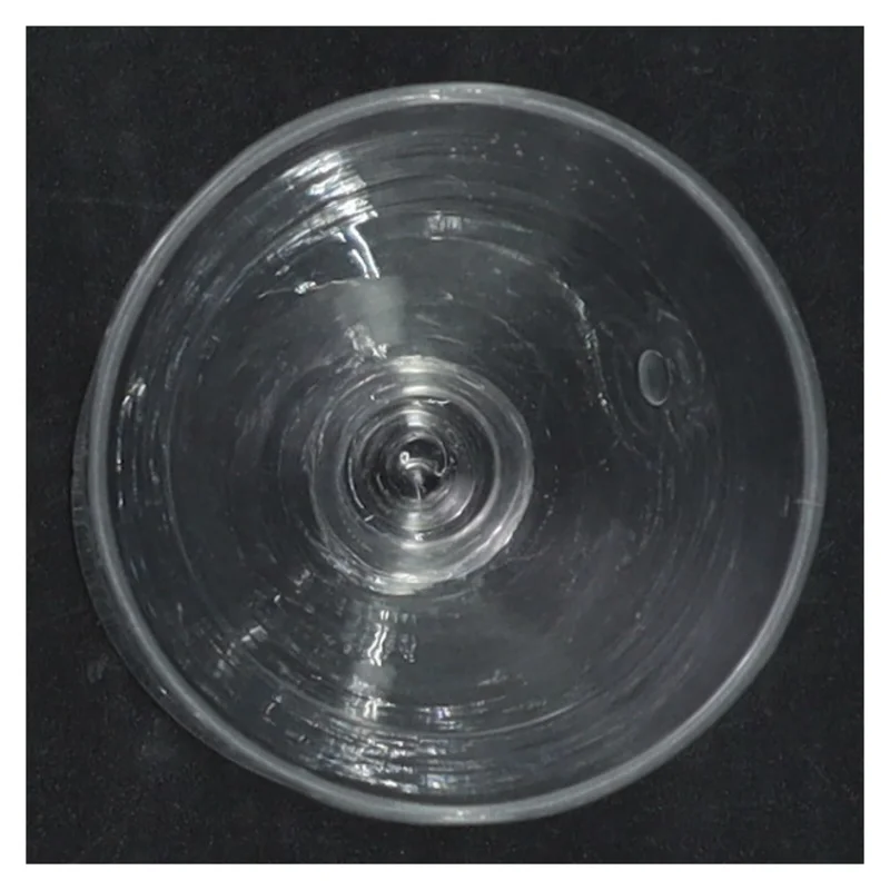 Glas (str. H. 9,5 cm)