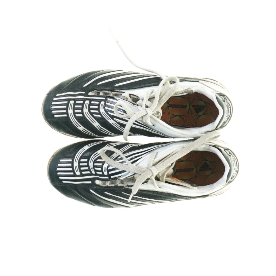 Sko fra Adidas (str. 35)