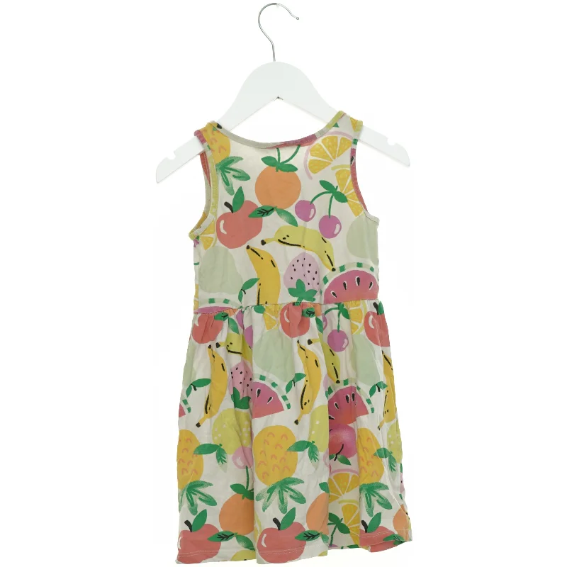 Kjole fra H&M (str. 110-116 cm)