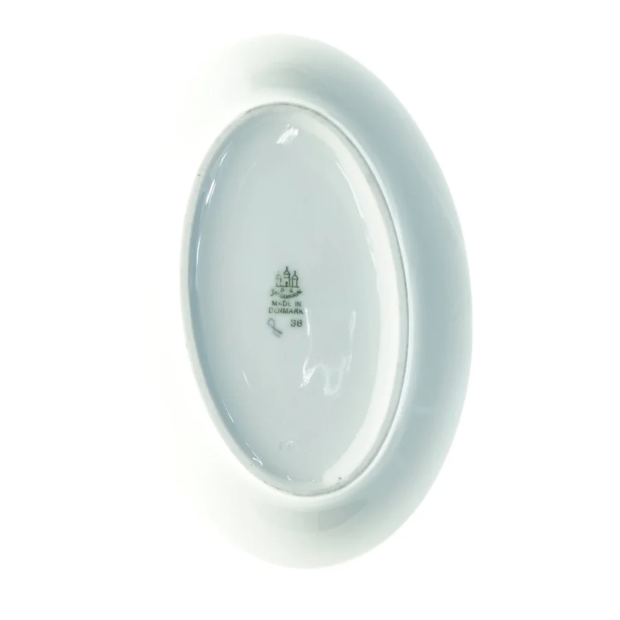 Porcelænsfad med blomstermotiv fra Bing Og Grøndahl (str. 8,5 x 12,5 cm)