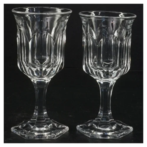 Gennemsigtige glas på fod (str. 14 x 6,5 cm)