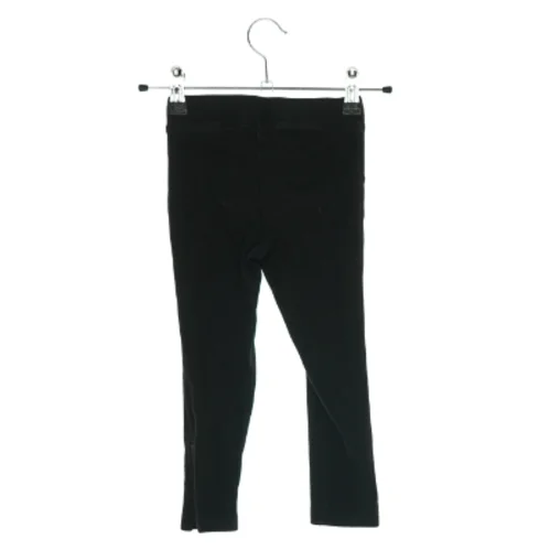 Bukser fra H&M (str. 104)