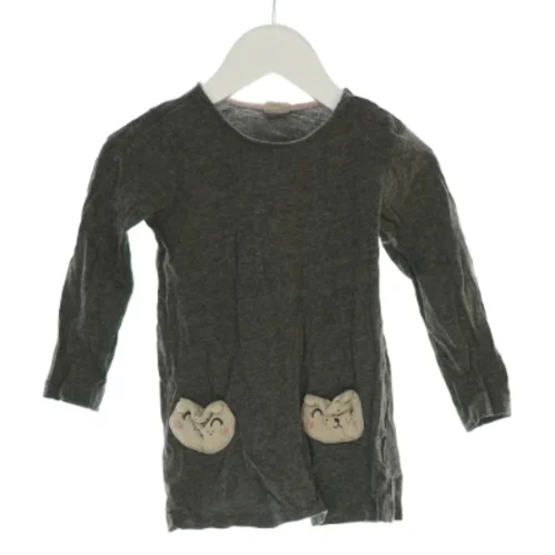 Bluse fra H&M (str. 92)