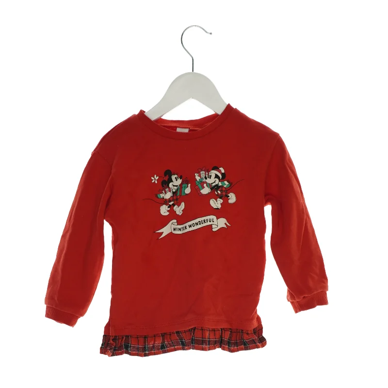 Trøje fra LC Waikiki (str. 92-98)