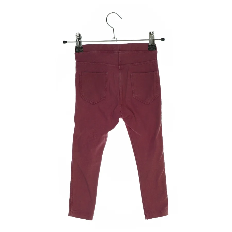 Bukser fra Zara (str. 104)