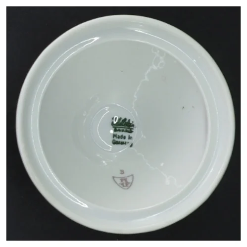 Porcelænsskål med guldkant fra Vielleicht Uhls (str. Ø 9 cm)