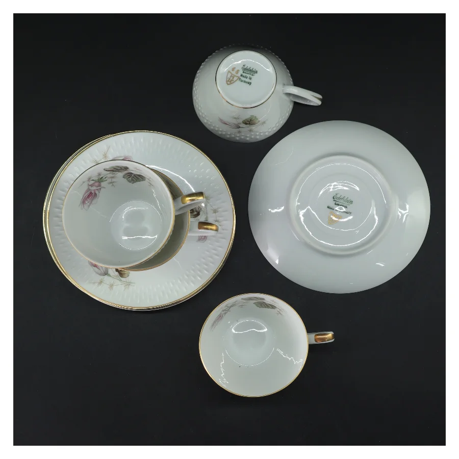 Sæt af kaffekopper med underkopper fra Egersund (str. 4 stk Ø 7,5 & 13,5 cm)