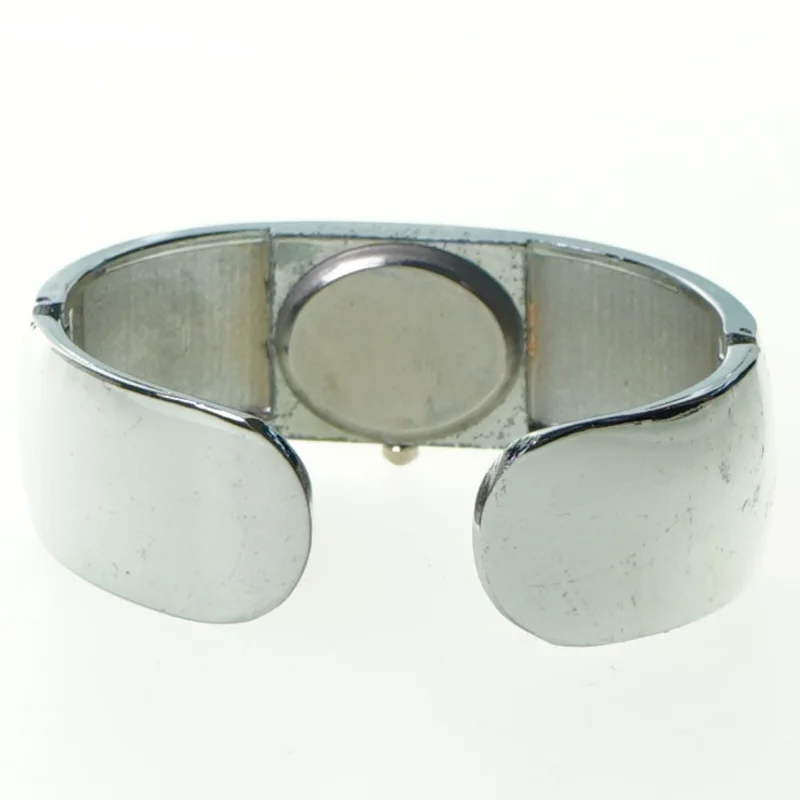 Armbånds-ur fra Free Sky (str. 7 x 5 cm)