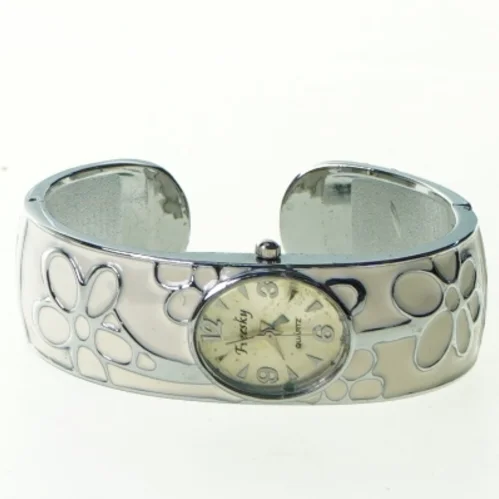 Armbånds-ur fra Free Sky (str. 7 x 5 cm)