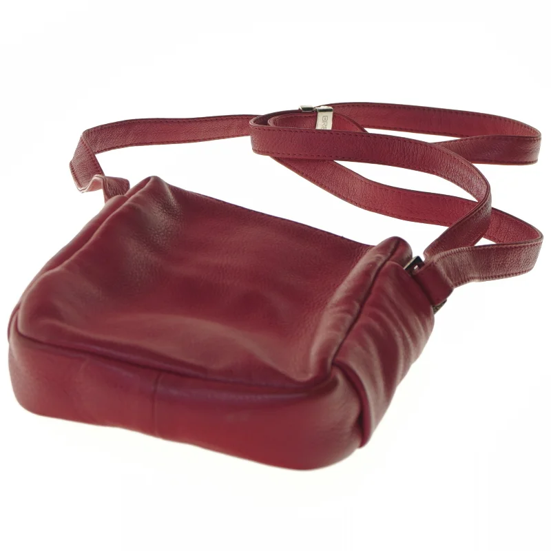 Rød skuldertaske (str. 21x4x16 cm)