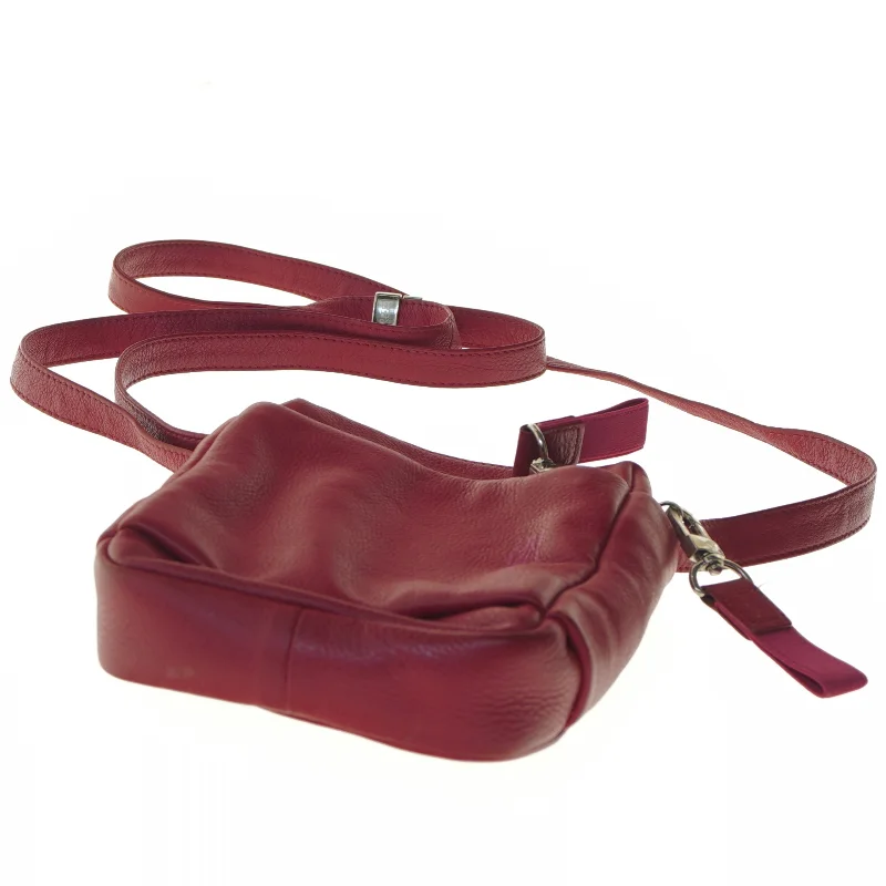 Rød skuldertaske (str. 21x4x16 cm)