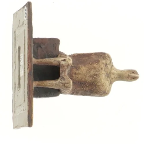 Lille skulptur af siddende figur (str. 12x12x10 cm)