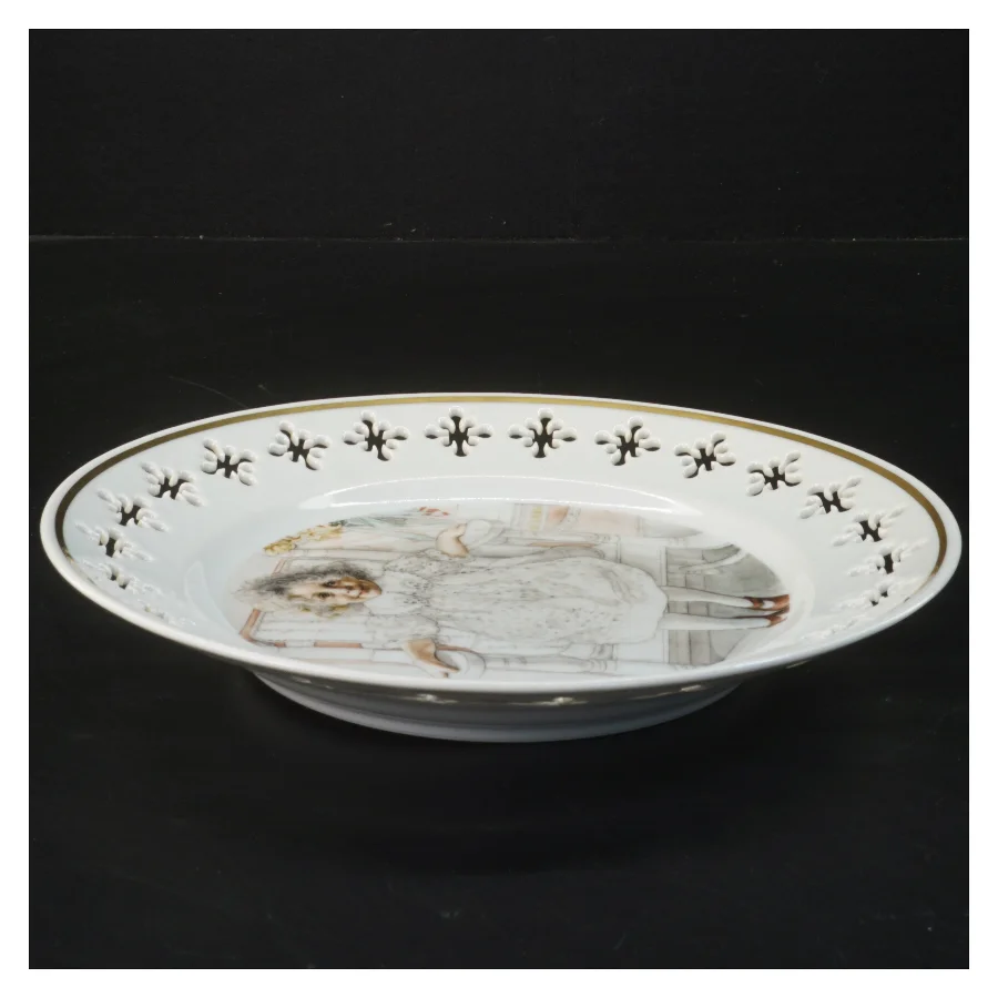 Dekorativ tallerken med portræt fra B&G (str. Ø 22 cm)