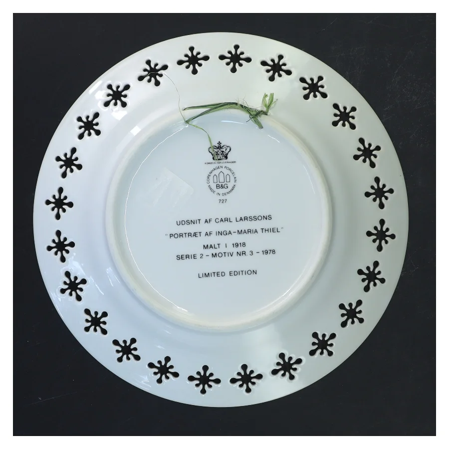 Dekorativ tallerken med portræt fra B&G (str. Ø 22 cm)
