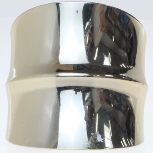 Guldfarvet armbånd (str. Ø 6 cm)