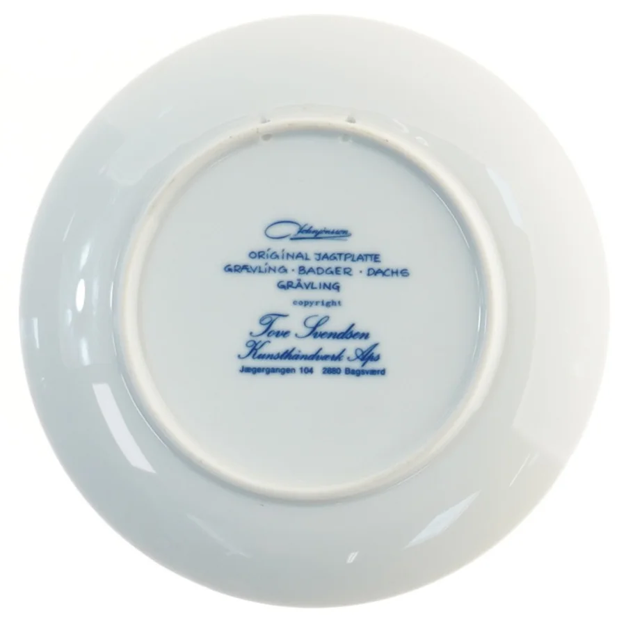 Jagtplatte med grævlinger fra 1977 fra Tove Svendsen (str. Ø 19,5 cm)