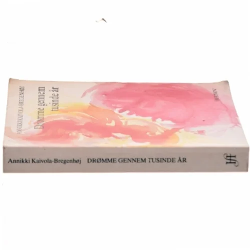 Bog 'Drømme gennem tusinde år' fra Hernov