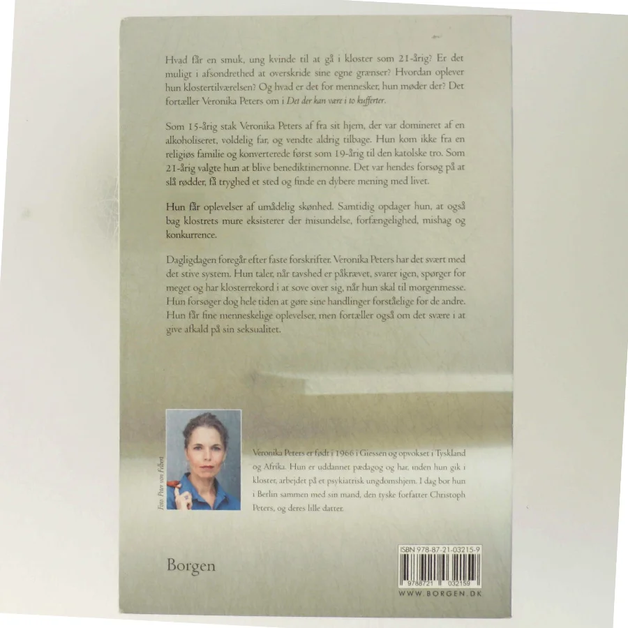 Biografi - Det der kan være i to kufferter fra Borgen