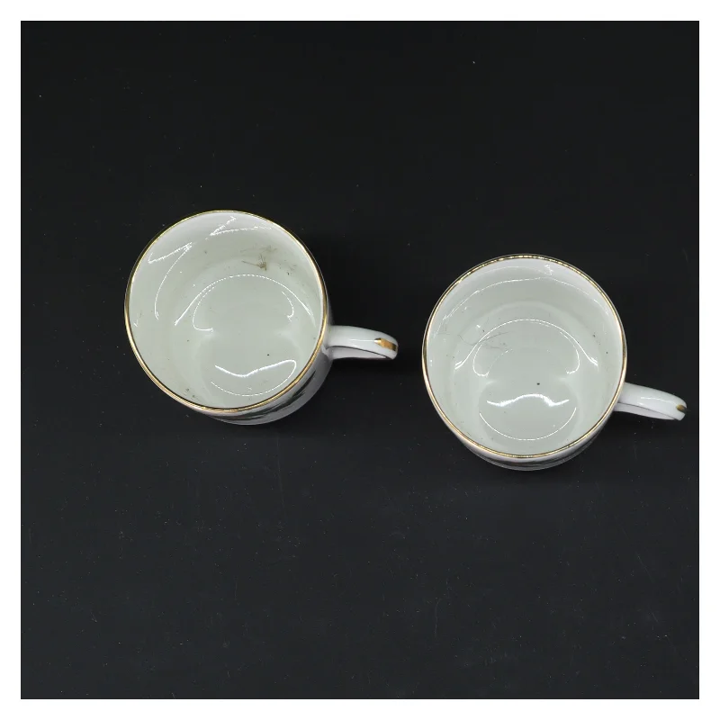 Royal Crafton krus med dekorativt julemotiv fra Royal Grafton (str. Ø 6 cm)