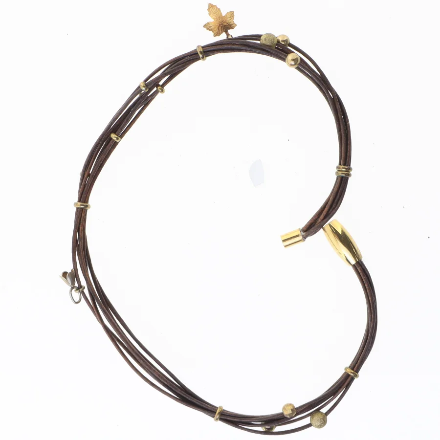 Læderarmbånd med metaldetaljer (str. 37 cm)