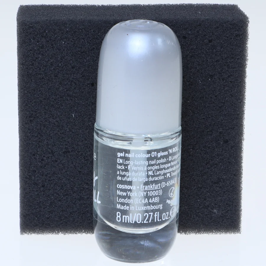Essence neglelak gloss 'n roll fra Essence