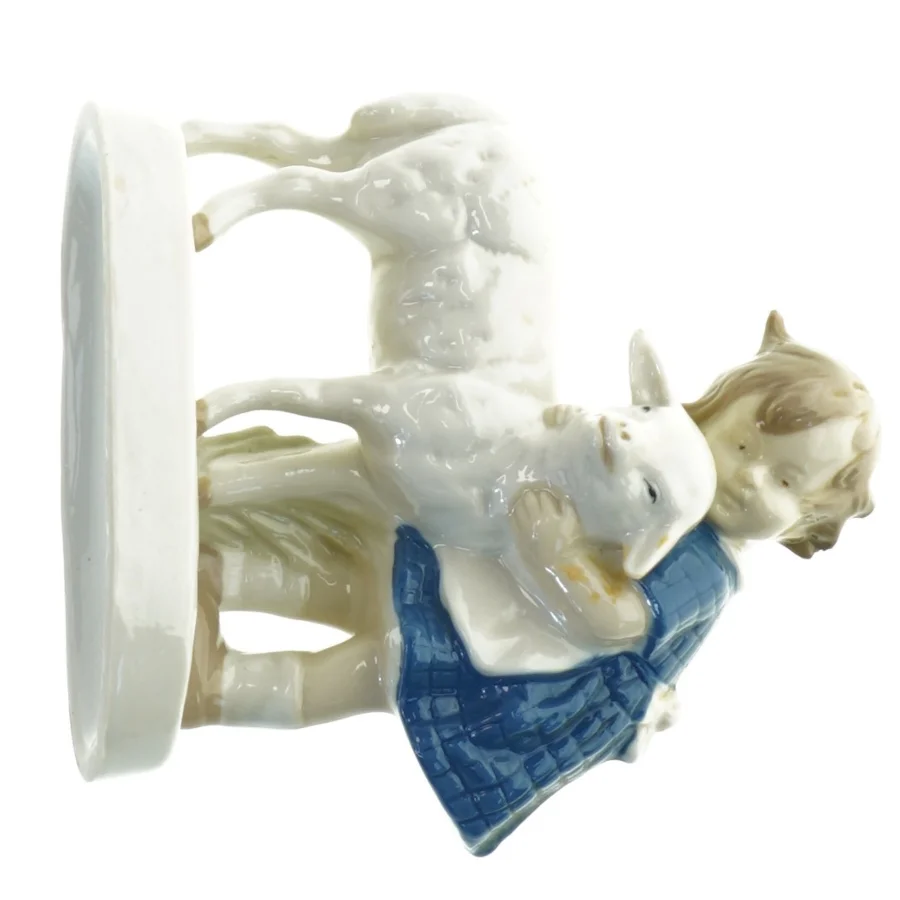 Unden Glace Porcelænsfigur barn og lam (str. 11x13,5 cm)