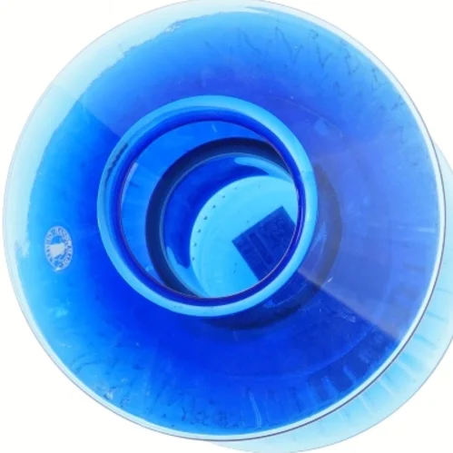 Blå glasvase fra IKEA (str. 24x16 cm)