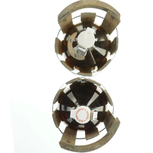 Antikke flasker i trækasser (str. 45 cm)