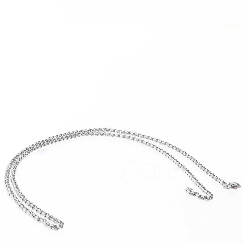 Sølvfarvet halskæde (str. 60 cm)