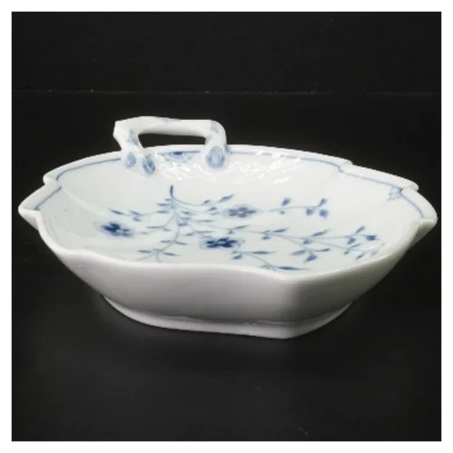 Porcelænsfad med blå floral dekoration fra B&G (str. 24x18,5 cm)