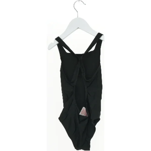 Sort badedragt fra Adidas (str. 128)