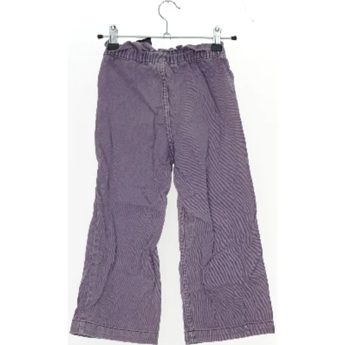 Lilla bukser fra H&M (str. 116)